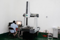 Coordinate measuring machine